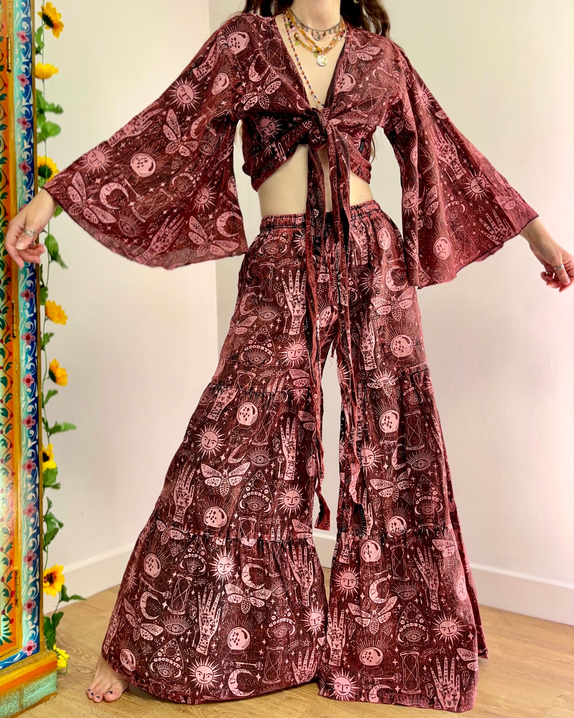 Mondoux Moon Raspberry Raspberry Moon & Moth Wrap Top – EthicalRoots